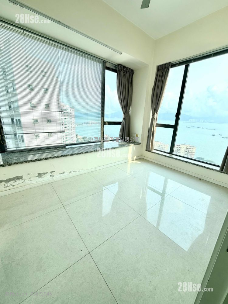 Crown By The Sea Sell 3 Bedrooms 1,026 ft² ( 95.3 m² )