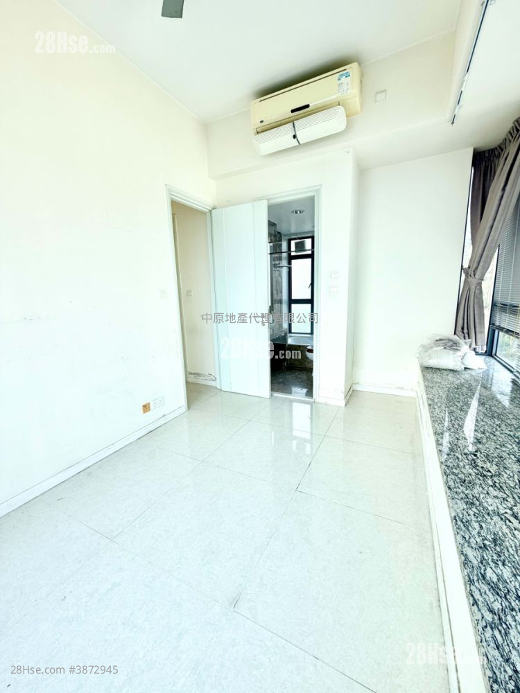 Crown By The Sea Sell 3 Bedrooms 1,026 ft² ( 95.3 m² )