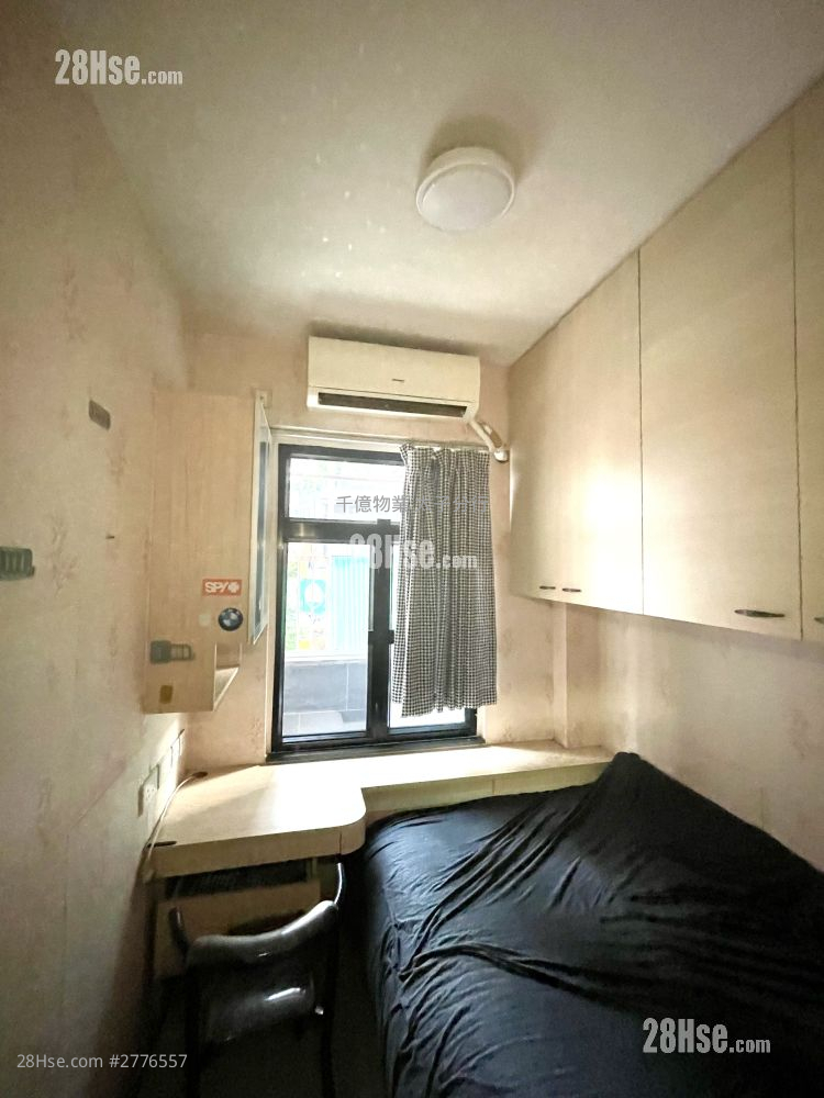 Hing Lung Building Sell 1 Bathroom 298 ft² ( 27.7 m² )
