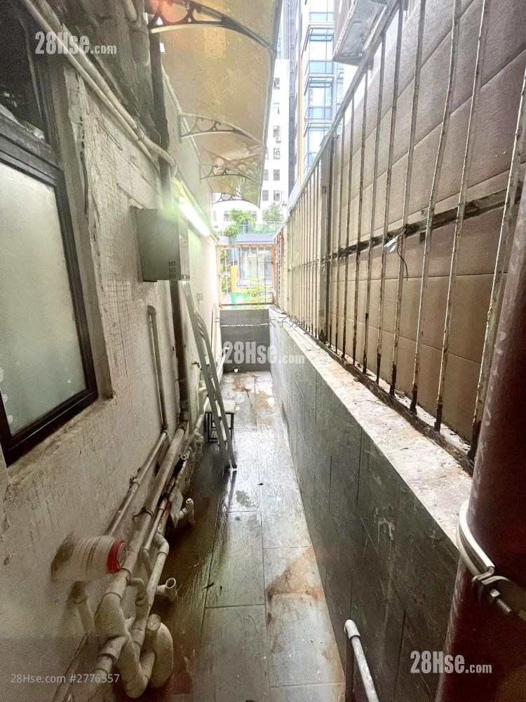 Hing Lung Building Sell 1 Bathroom 298 ft² ( 27.7 m² )