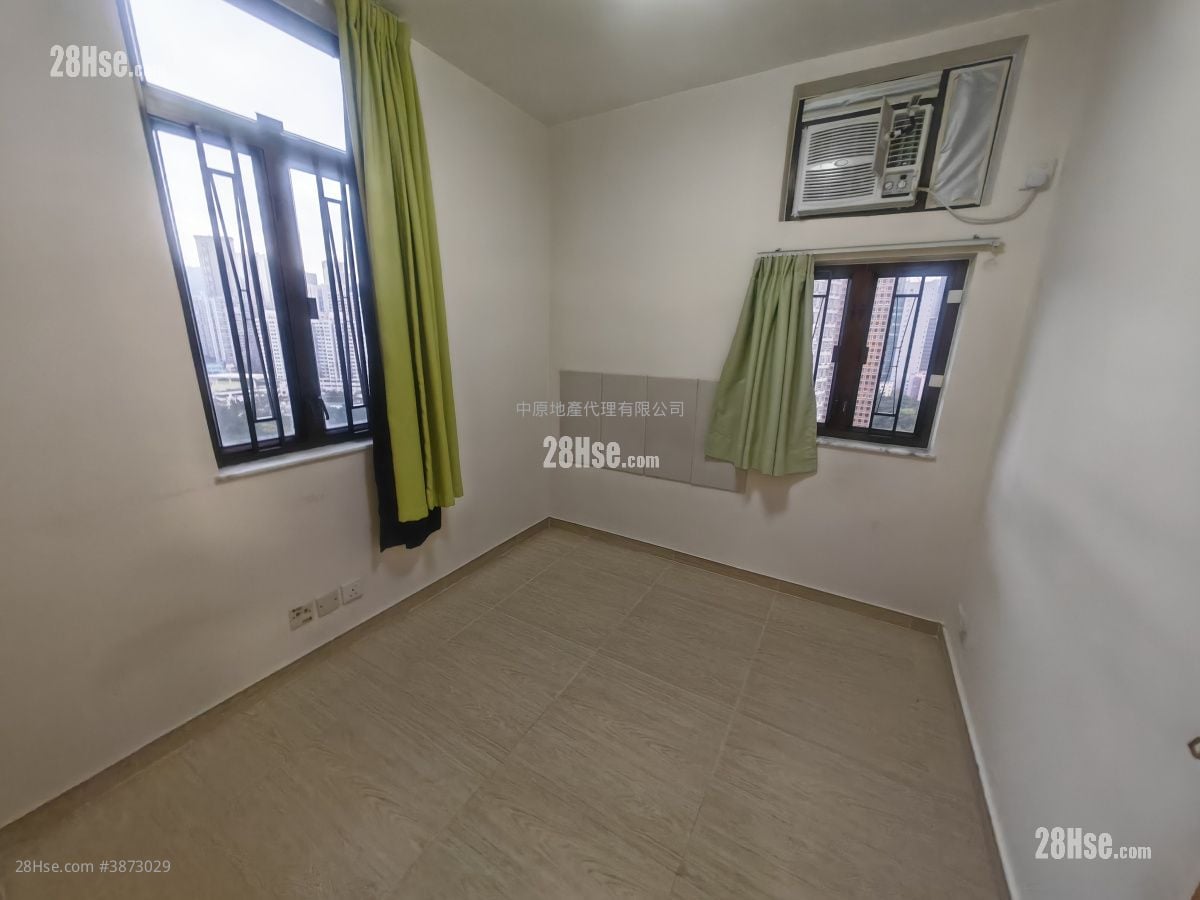 Luk Yeung Sun Chuen Rental 2 Bedrooms , 1 Bathroom 451 ft² ( 41.9 m² )