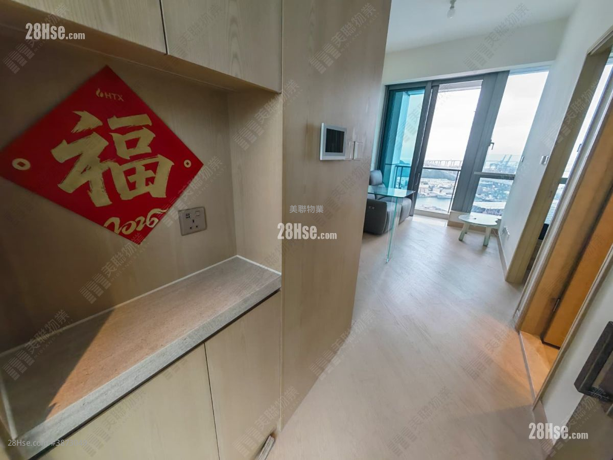 维港滙 租盘 320 平方尺 ( 29.7 平方米 )