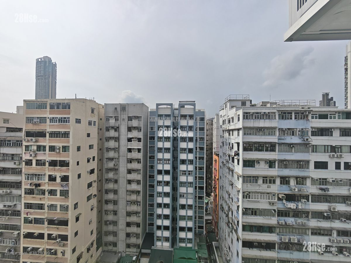 Lee Tai Building Rental Studio , 1 Bathroom 160 ft² ( 14.9 m² )