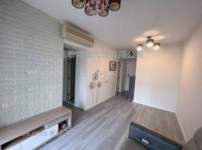 Harbour Green Sell 2 Bedrooms 482 ft² ( 44.8 m² )