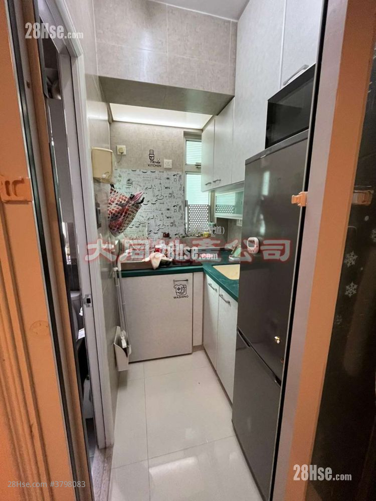 Fuk Ming Building Rental 3 Bedrooms , 2 Bathrooms 296 ft² ( 27.5 m² )
