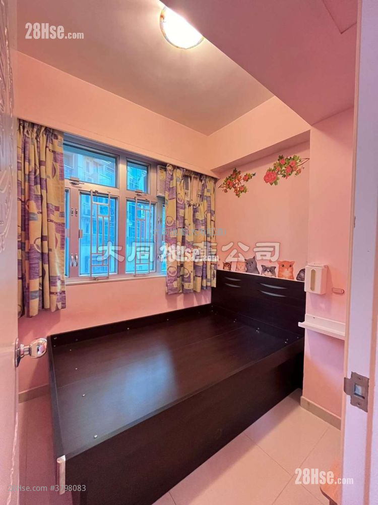 Fuk Ming Building Rental 3 Bedrooms , 2 Bathrooms 296 ft² ( 27.5 m² )