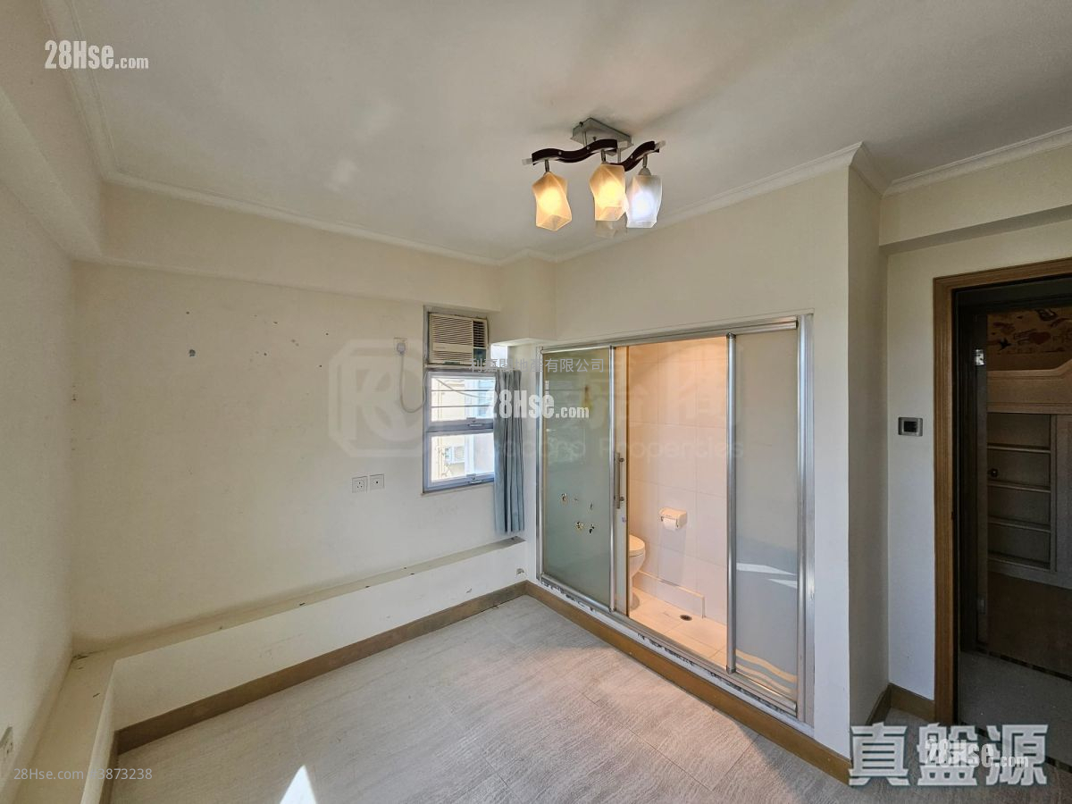Mei Foo Sun Chuen Rental 3 Bedrooms , 2 Bathrooms 827 ft² ( 76.8 m² )