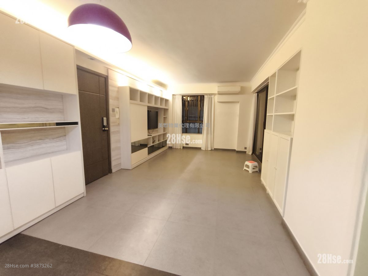Ming Garden Rental 2 Bedrooms , 3 Bathrooms 714 ft² ( 66.3 m² )
