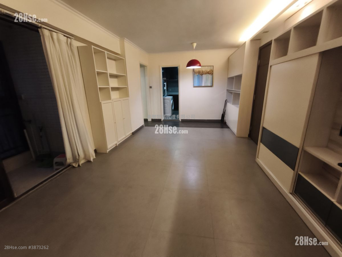 Ming Garden Rental 2 Bedrooms , 3 Bathrooms 714 ft² ( 66.3 m² )