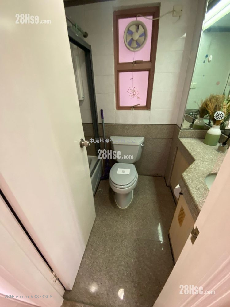 Sunshine City Sell 2 Bedrooms , 1 Bathroom 465 ft² ( 43.2 m² )