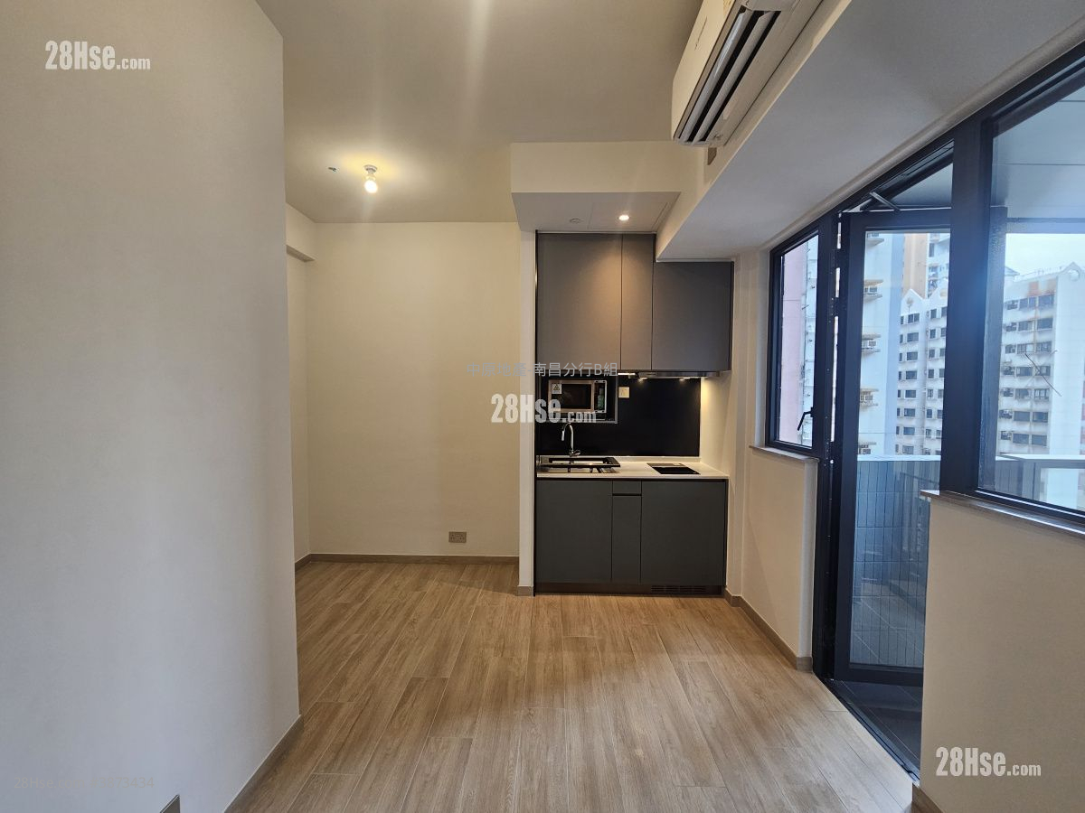 Soyo Square Rental Studio , 1 Bathroom 223 ft² ( 20.7 m² )