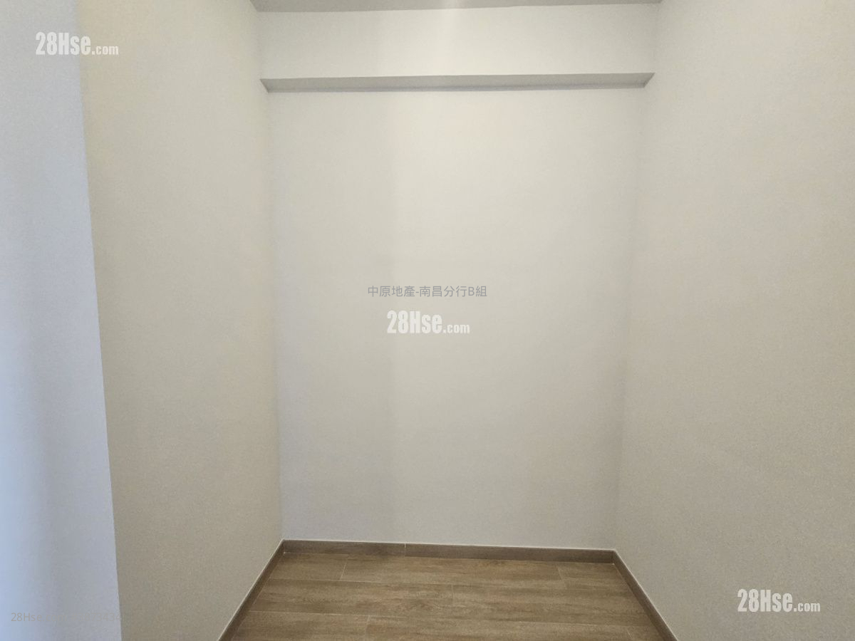 Soyo Square Rental Studio , 1 Bathroom 223 ft² ( 20.7 m² )