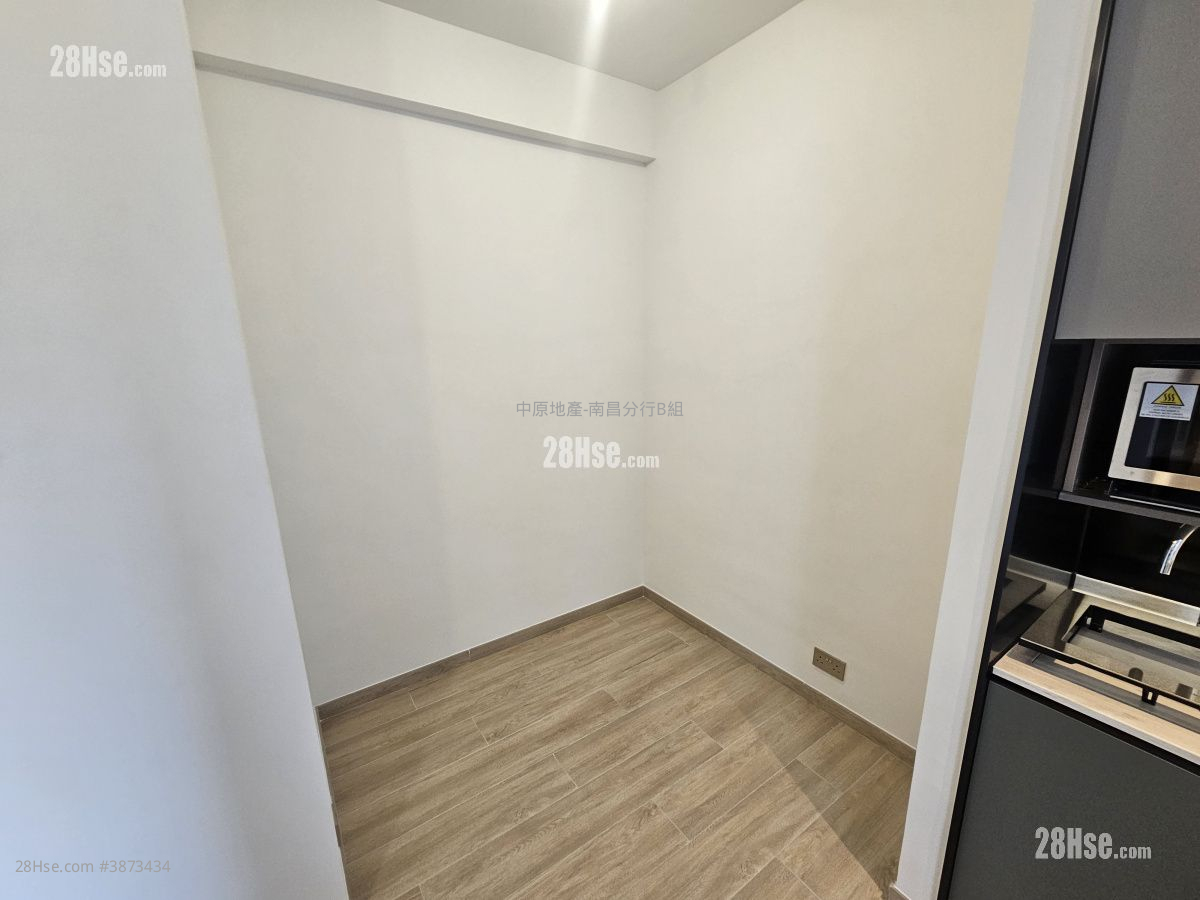 Soyo Square Rental Studio , 1 Bathroom 223 ft² ( 20.7 m² )