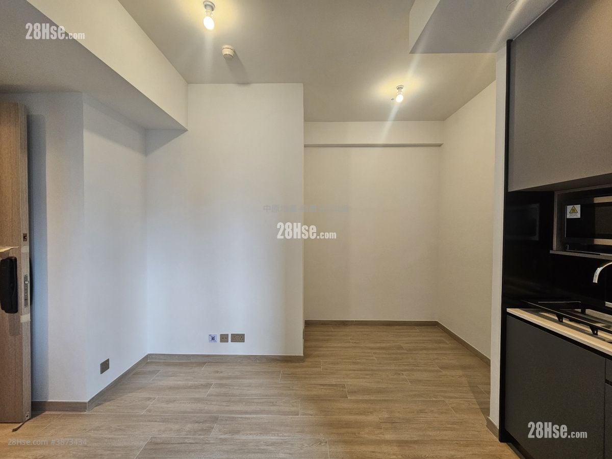 Soyo Square Rental Studio , 1 Bathroom 223 ft² ( 20.7 m² )