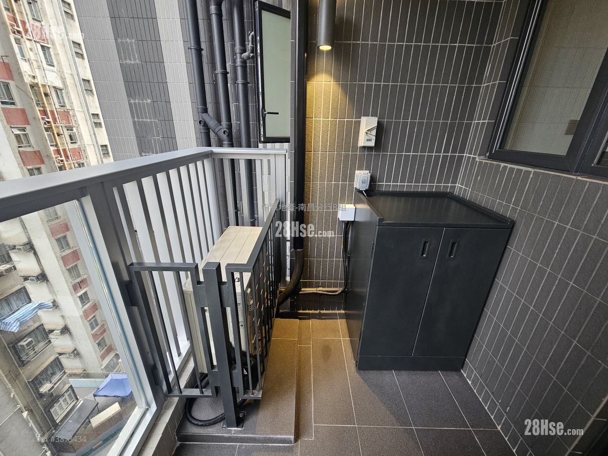 Soyo Square Rental Studio , 1 Bathroom 223 ft² ( 20.7 m² )