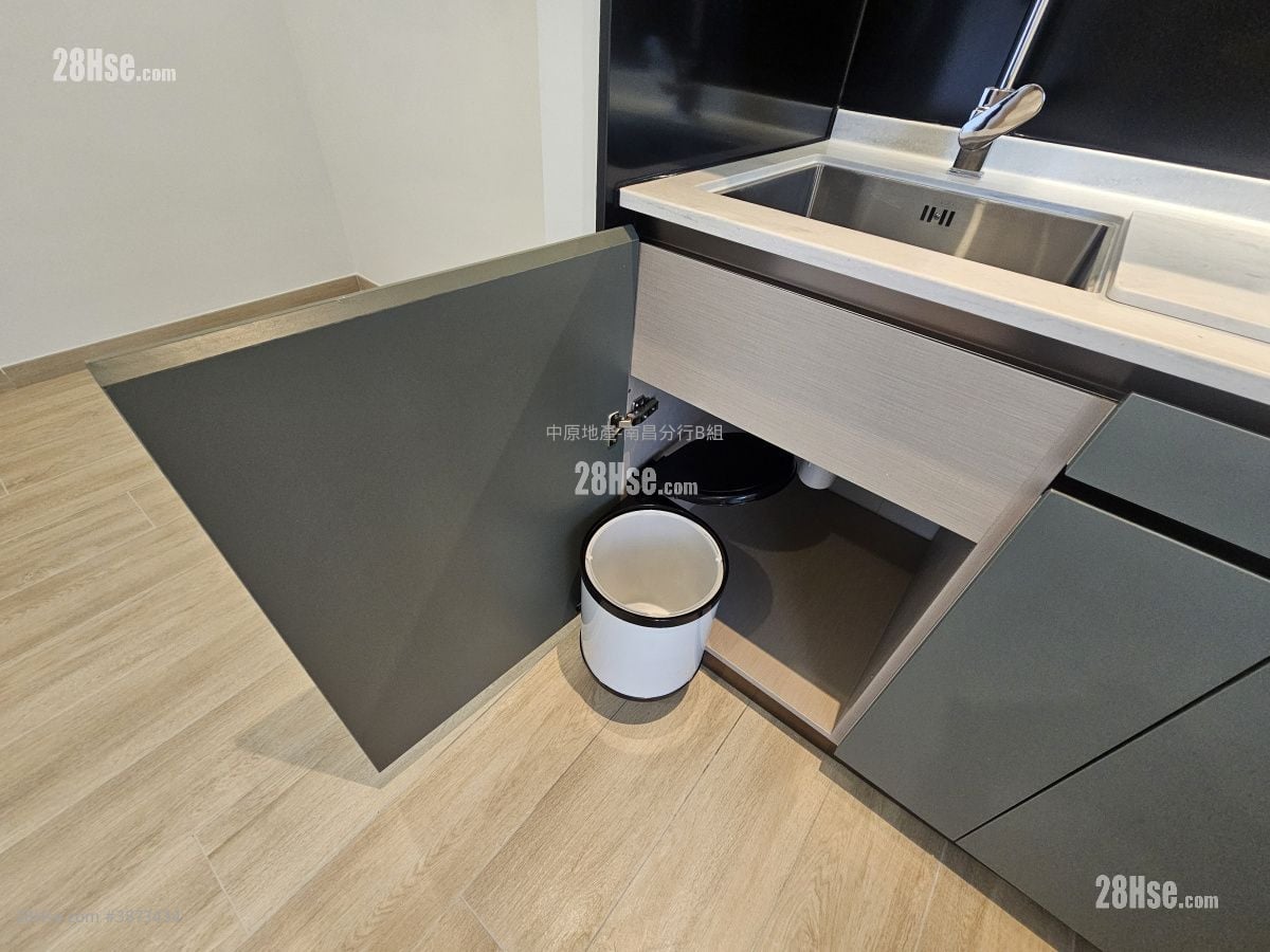 Soyo Square Rental Studio , 1 Bathroom 223 ft² ( 20.7 m² )