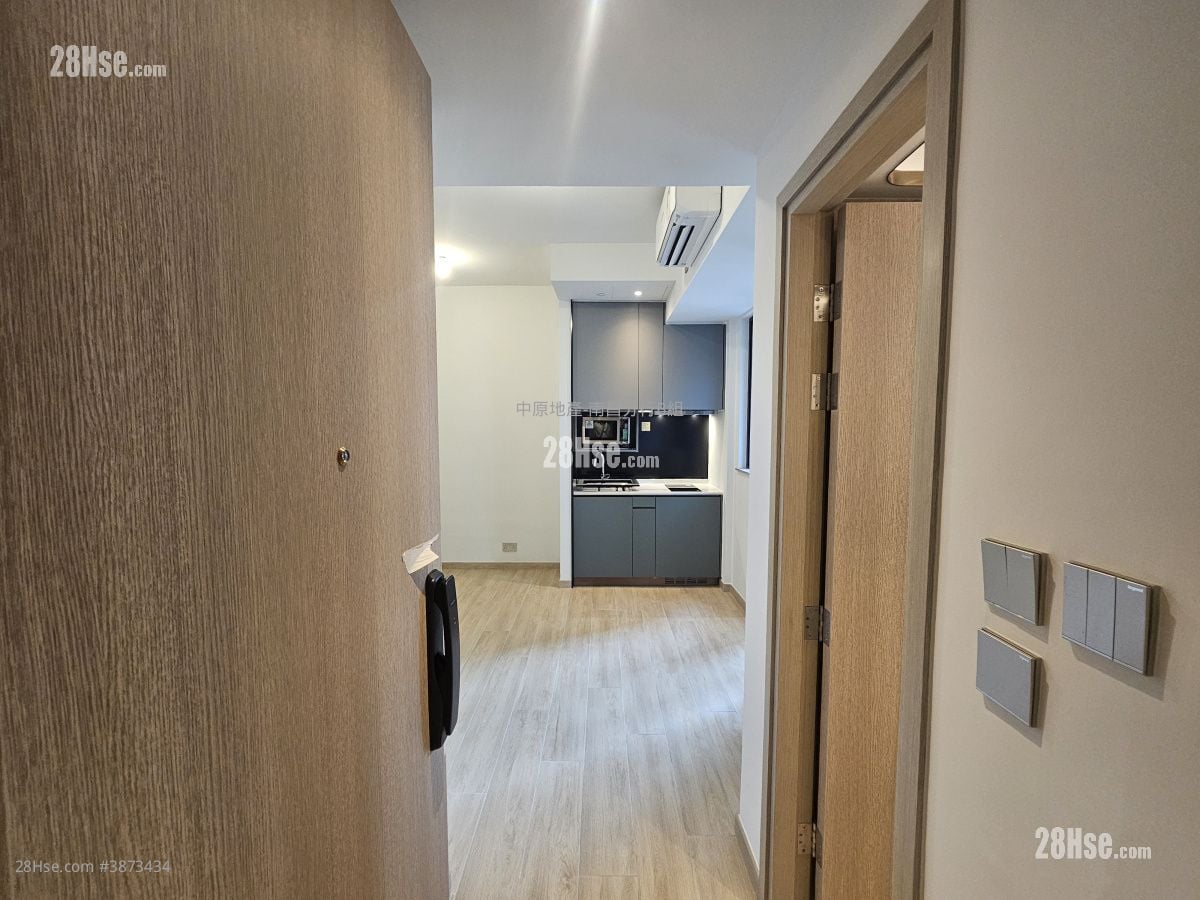 Soyo Square Rental Studio , 1 Bathroom 223 ft² ( 20.7 m² )