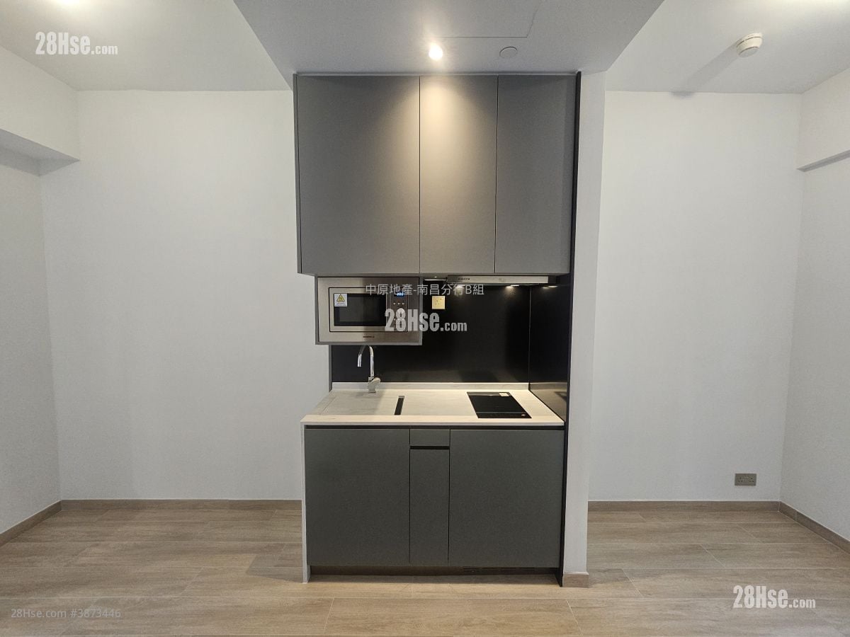 Soyo Square Rental Studio , 1 Bathroom 237 ft² ( 22.0 m² )