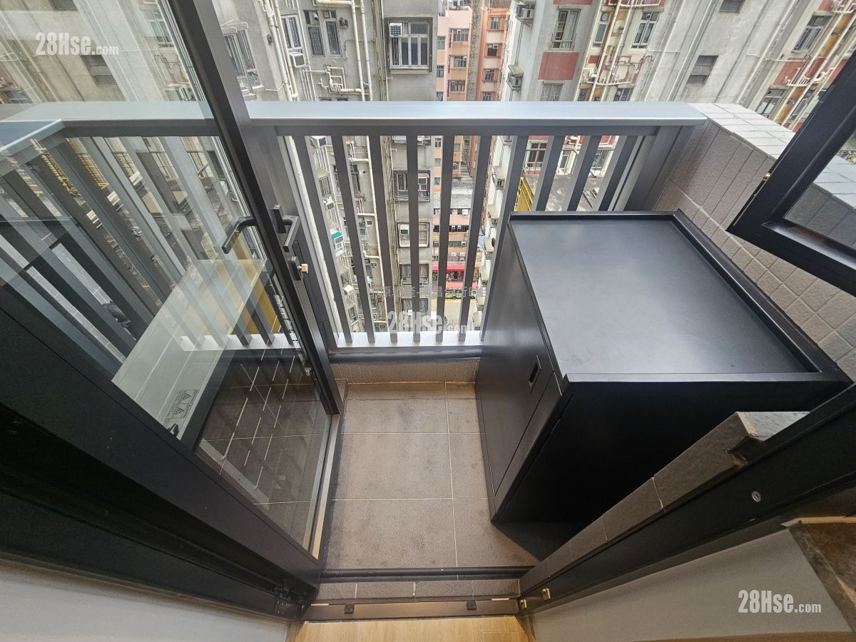 Soyo Square Rental Studio , 1 Bathroom 237 ft² ( 22.0 m² )