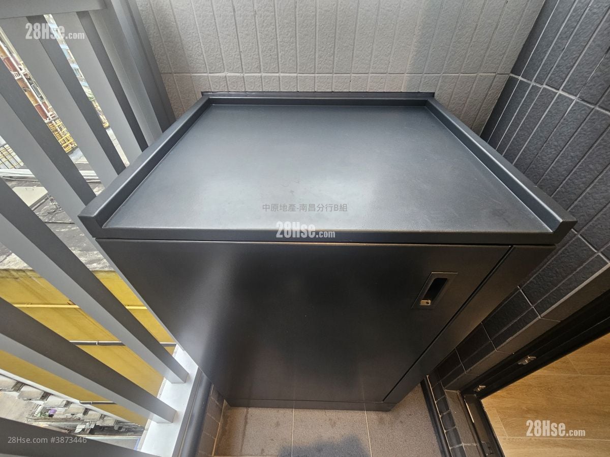 Soyo Square Rental Studio , 1 Bathroom 237 ft² ( 22.0 m² )
