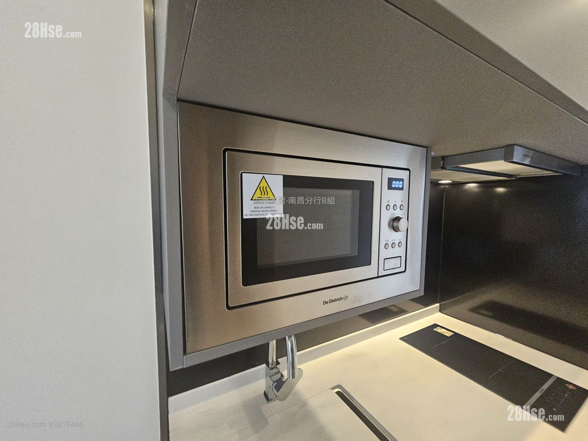 Soyo Square Rental Studio , 1 Bathroom 237 ft² ( 22.0 m² )