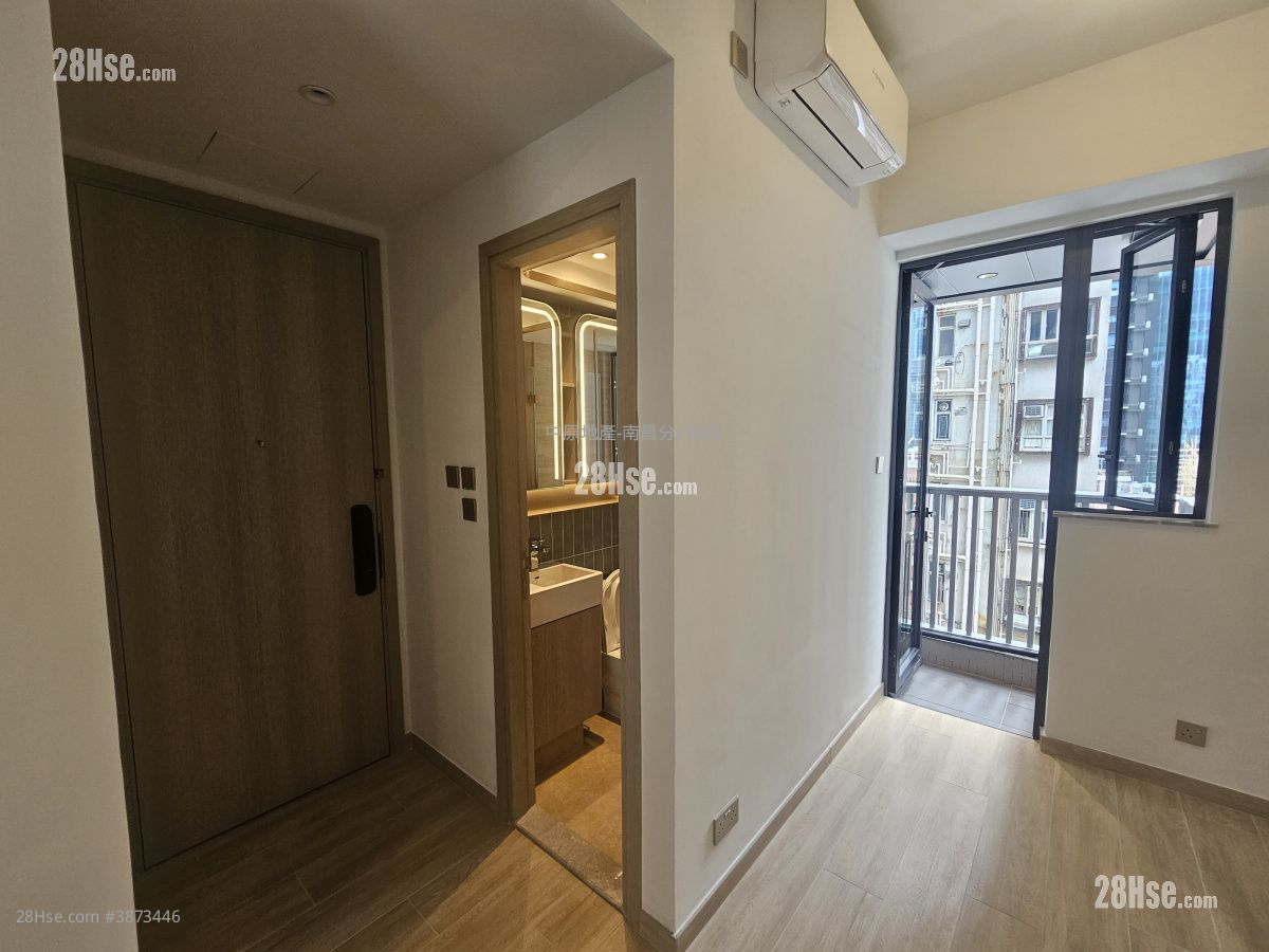 Soyo Square Rental Studio , 1 Bathroom 237 ft² ( 22.0 m² )