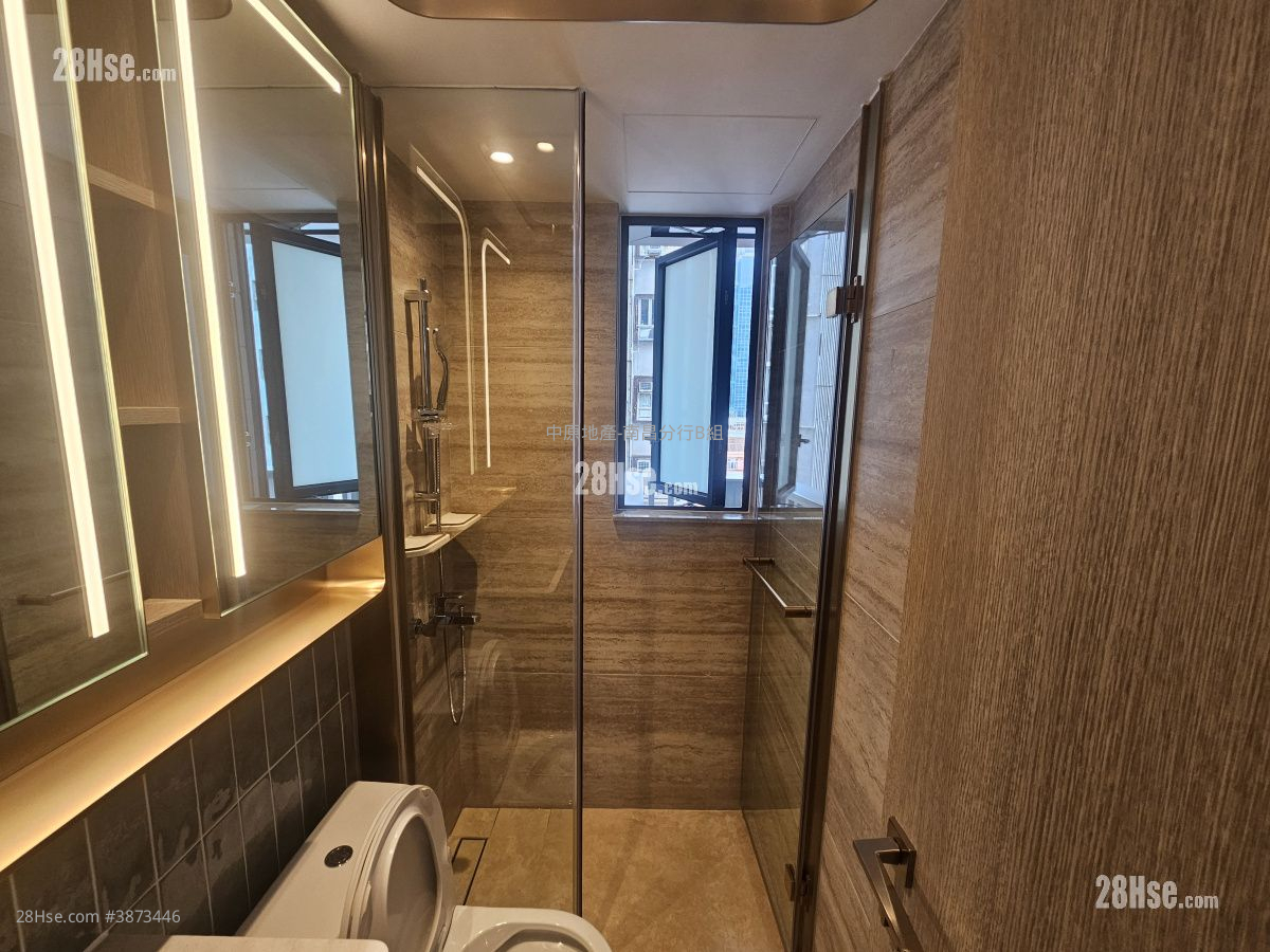 Soyo Square Rental Studio , 1 Bathroom 237 ft² ( 22.0 m² )