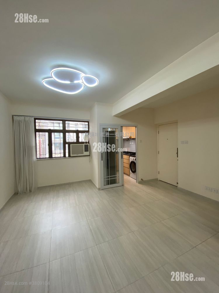 Diamond Court Rental 3 Bedrooms , 1 Bathroom