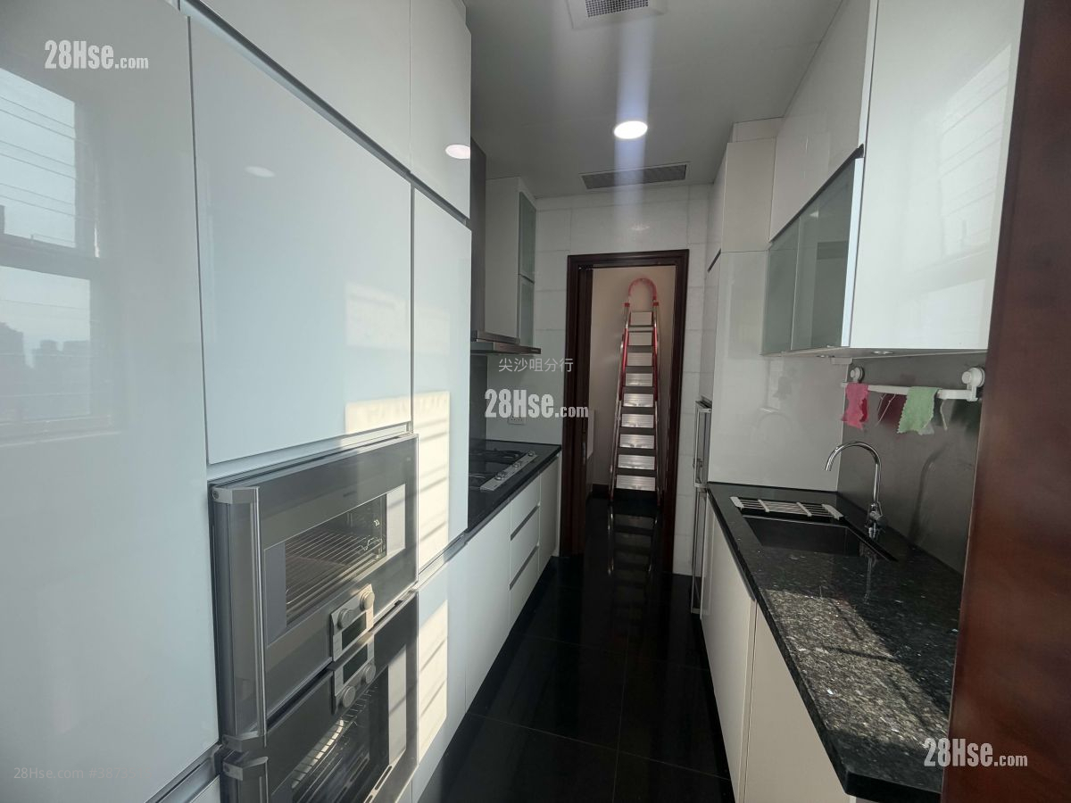 Park Summit Sell 3 Bedrooms , 2 Bathrooms 1,021 ft² ( 94.9 m² )
