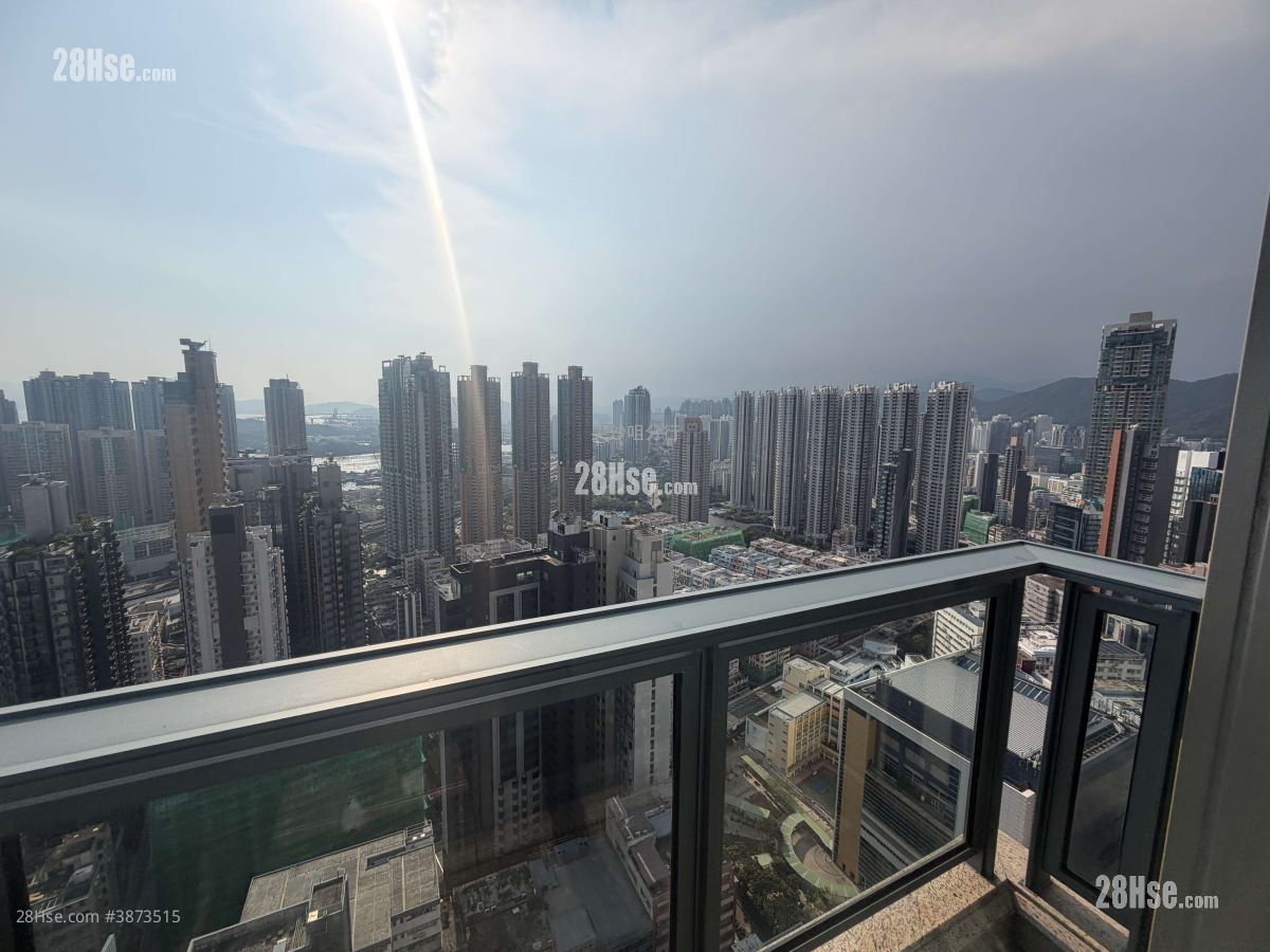 Park Summit Sell 3 Bedrooms , 2 Bathrooms 1,021 ft² ( 94.9 m² )