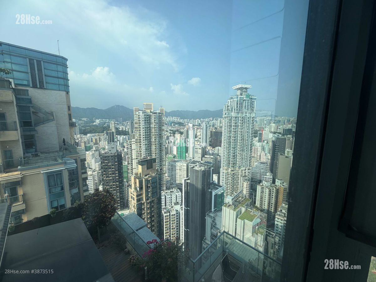 Park Summit Sell 3 Bedrooms , 2 Bathrooms 1,021 ft² ( 94.9 m² )