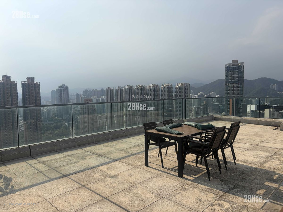 Park Summit Sell 3 Bedrooms , 2 Bathrooms 1,021 ft² ( 94.9 m² )