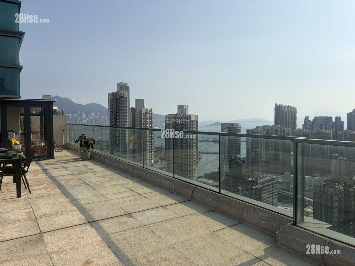 Park Summit Sell 3 Bedrooms , 2 Bathrooms 1,021 ft² ( 94.9 m² )