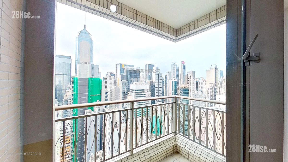 balcony: The Zenith Rental 2 Bedrooms , 1 Bathroom 492 ft² ( 45.7 m² )