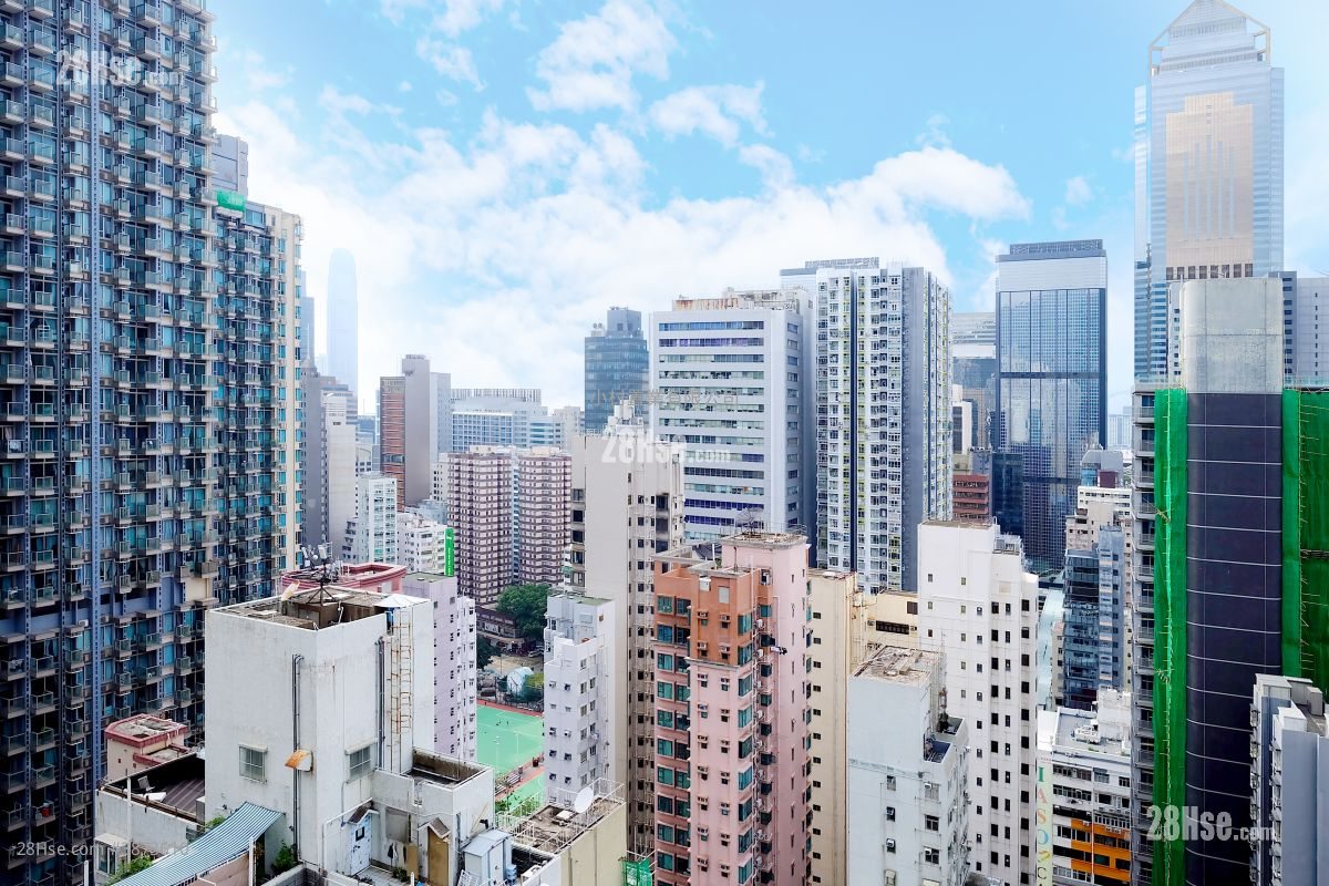 View: The Zenith Rental 2 Bedrooms , 1 Bathroom 492 ft² ( 45.7 m² )