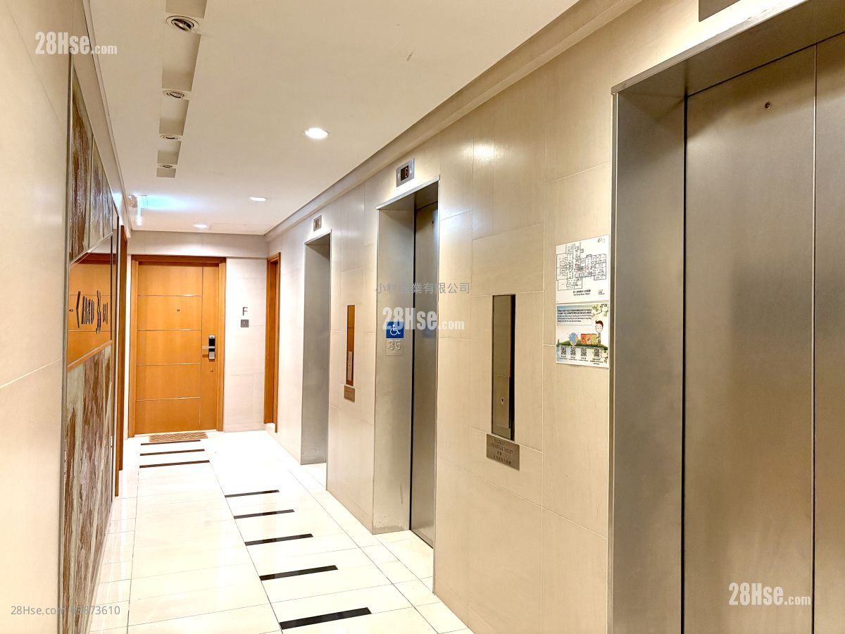other: The Zenith Rental 2 Bedrooms , 1 Bathroom 492 ft² ( 45.7 m² )