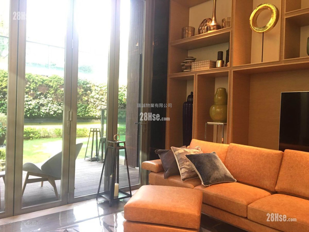 The Zutten Sell Studio , 1 Bathroom 191 ft² ( 17.7 m² )