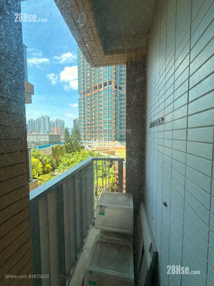 Century Gateway Sell 2 Bedrooms 481 ft² ( 44.7 m² )