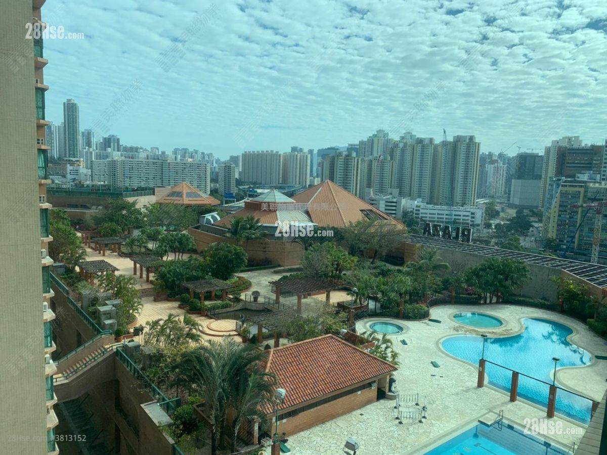 Galaxia Sell 3 Bedrooms , 1 Bathroom 517 ft² ( 48.0 m² )