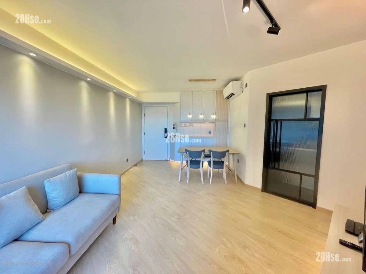 Island Harbourview Sell 3 Bedrooms , 2 Bathrooms 786 ft² ( 73.0 m² )