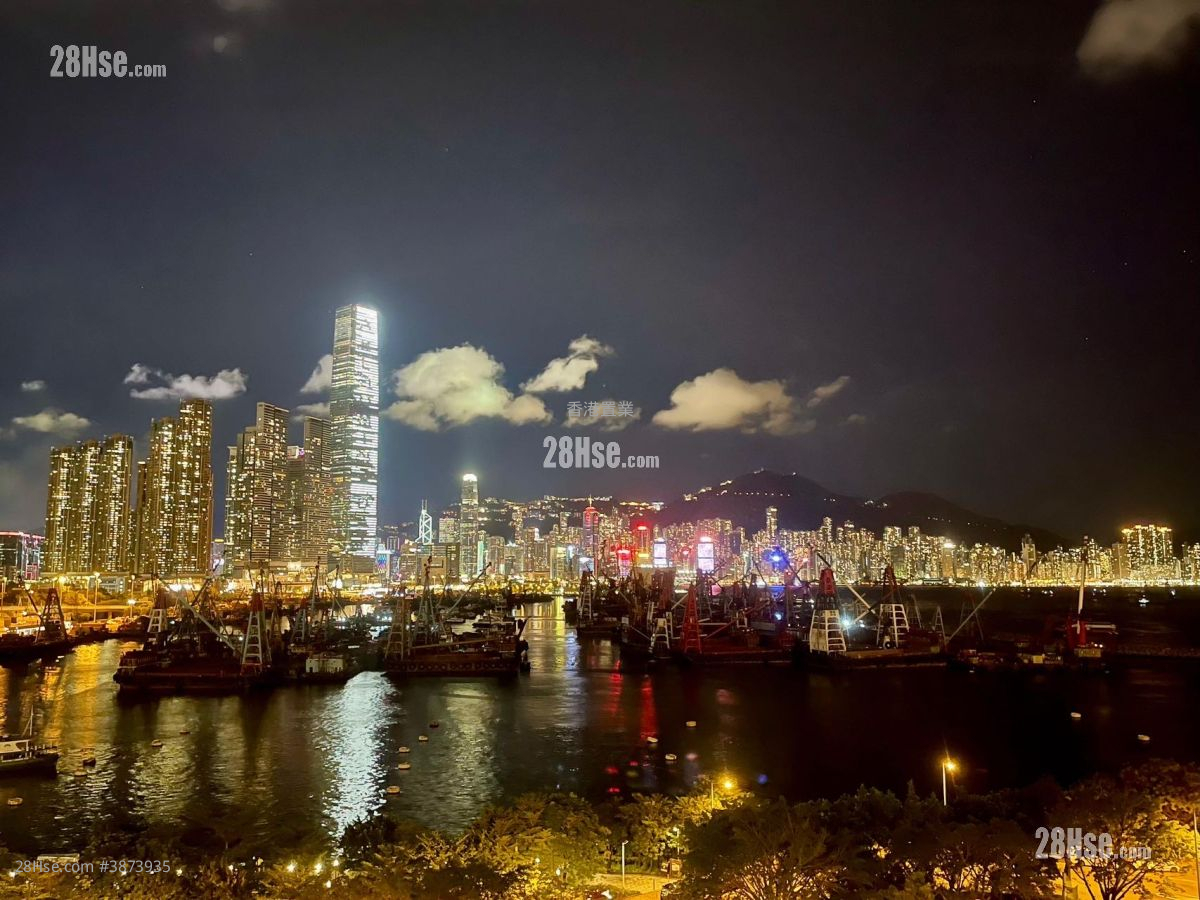Island Harbourview Sell 3 Bedrooms , 2 Bathrooms 786 ft² ( 73.0 m² )