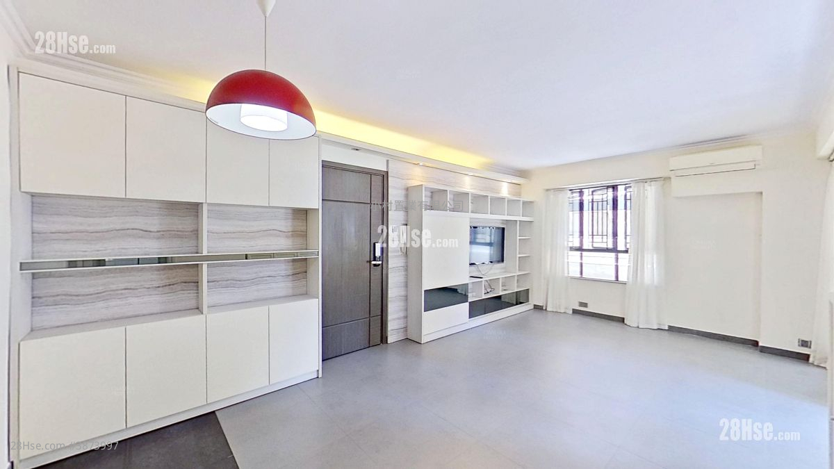 living room: Ming Garden Rental 2 Bedrooms , 3 Bathrooms 714 ft² ( 66.3 m² )