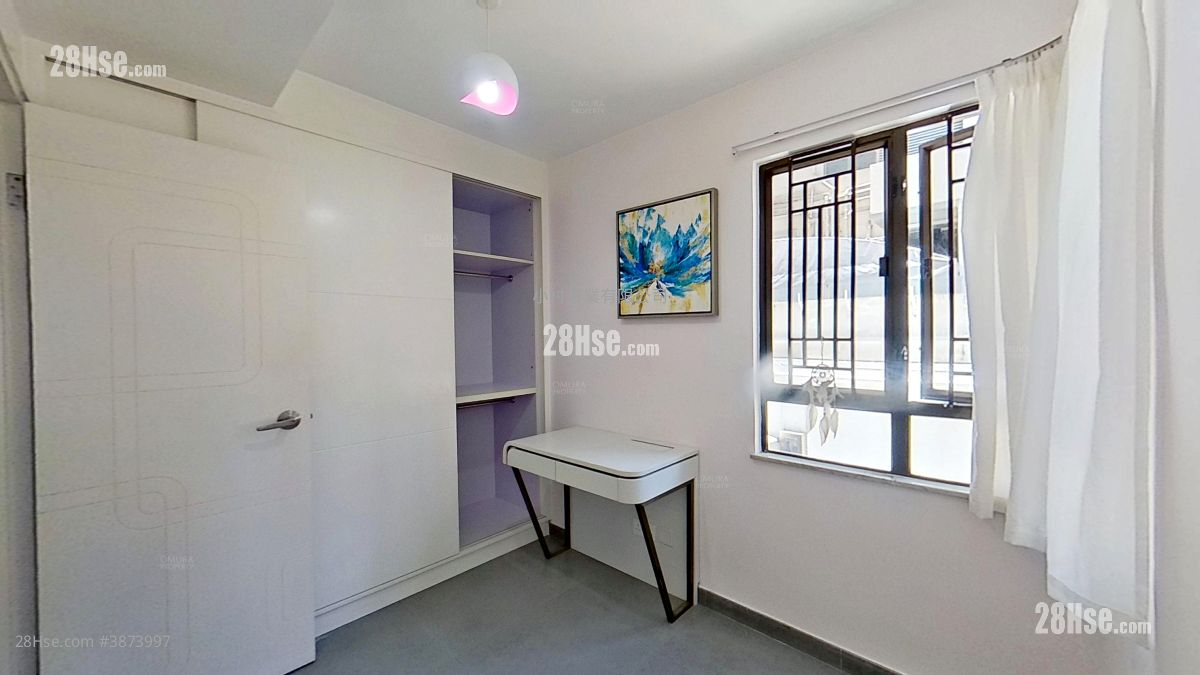 bedroom 2: Ming Garden Rental 2 Bedrooms , 3 Bathrooms 714 ft² ( 66.3 m² )