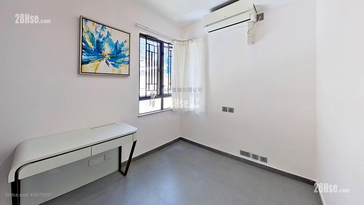 bedroom 2: Ming Garden Rental 2 Bedrooms , 3 Bathrooms 714 ft² ( 66.3 m² )