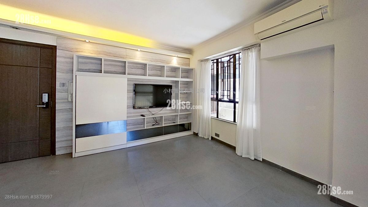 living room: Ming Garden Rental 2 Bedrooms , 3 Bathrooms 714 ft² ( 66.3 m² )