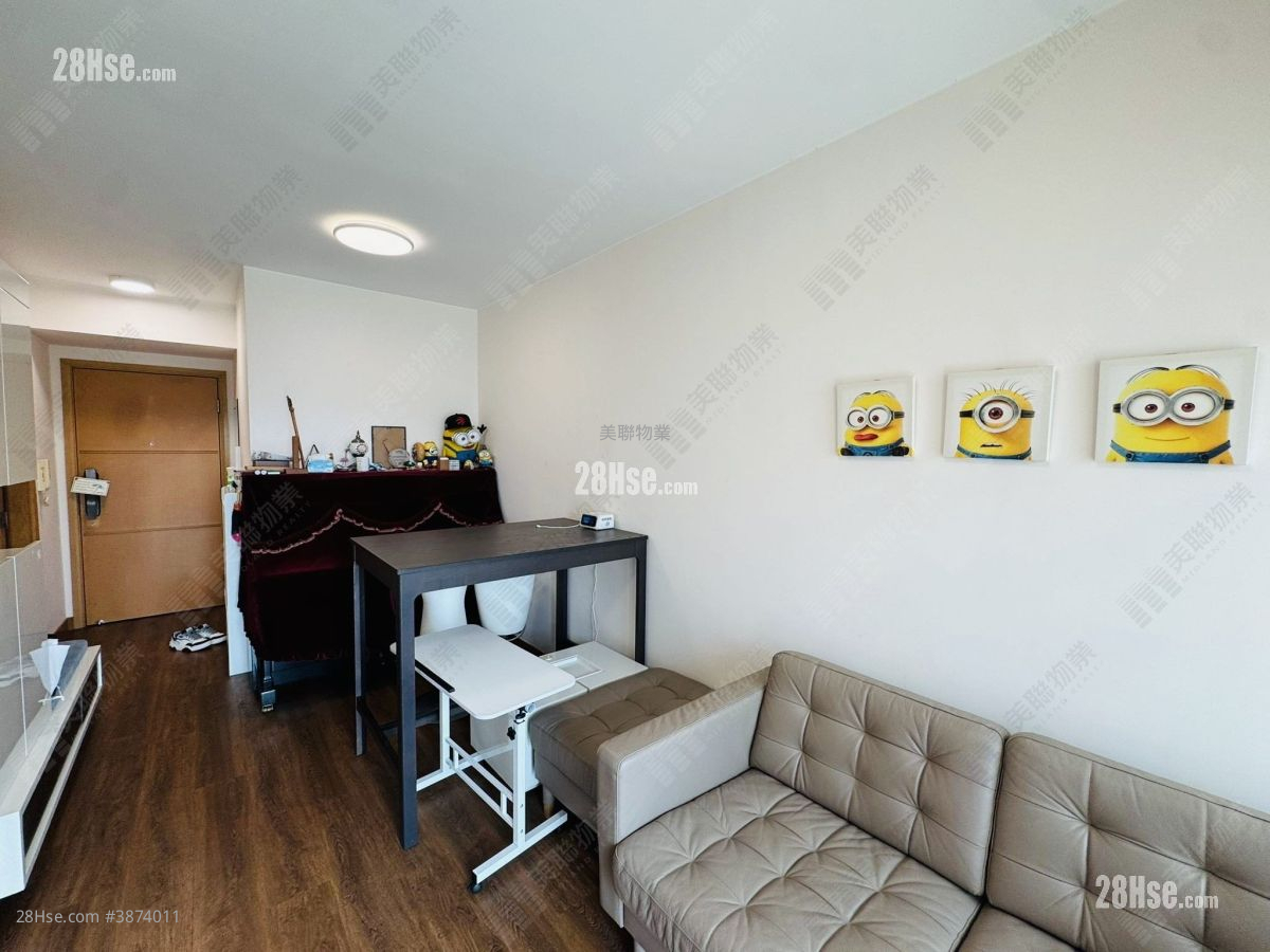 Harbour Green Sell 2 Bedrooms 482 ft² ( 44.8 m² )