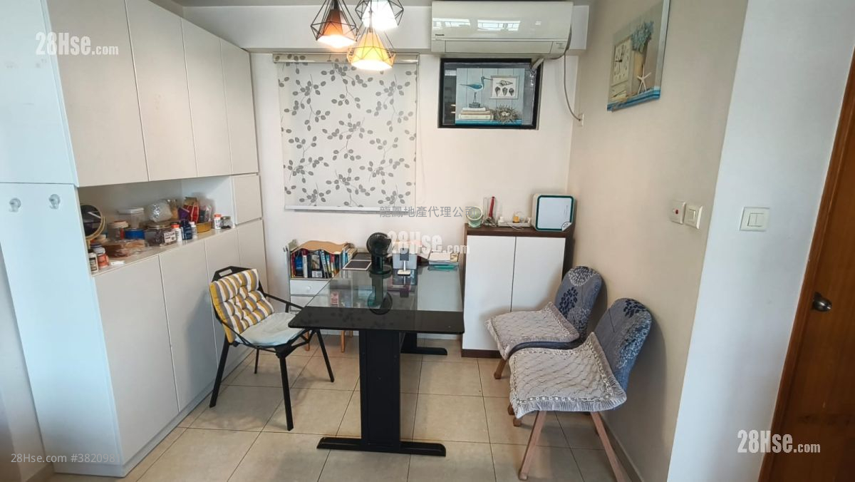 Prosperous Garden Sell 3 Bedrooms 606 ft² ( 56.3 m² )