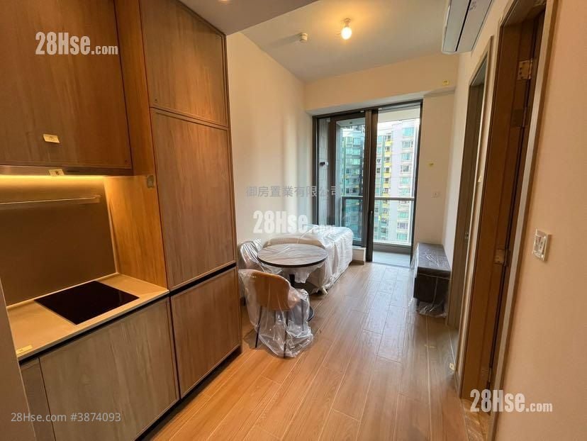 Hava Rental 282 ft² ( 26.2 m² )