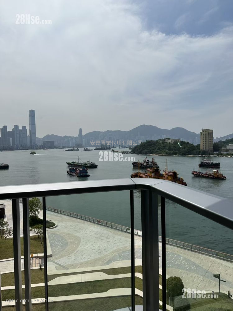 维港滙 租盘 794 平方尺 ( 73.8 平方米 )