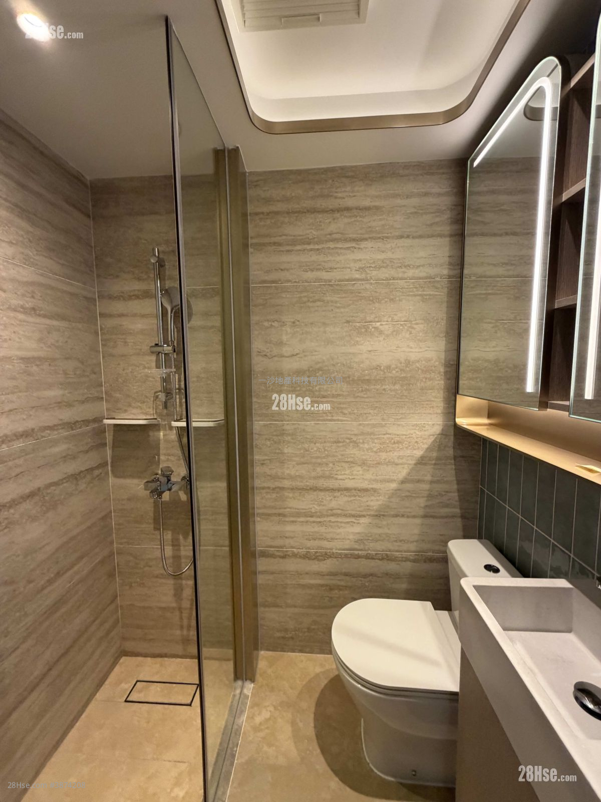 Soyo Square Rental 177 ft² ( 16.4 m² )